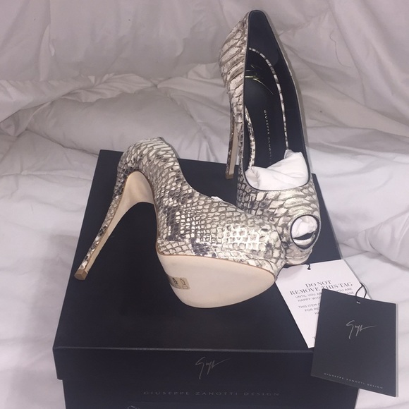Giuseppe Zanotti Shoes - Giuseppe Zanotti Super Sharon Python Heel